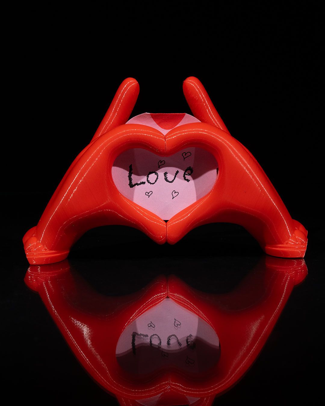 Koza Heart Hands Phone Holder