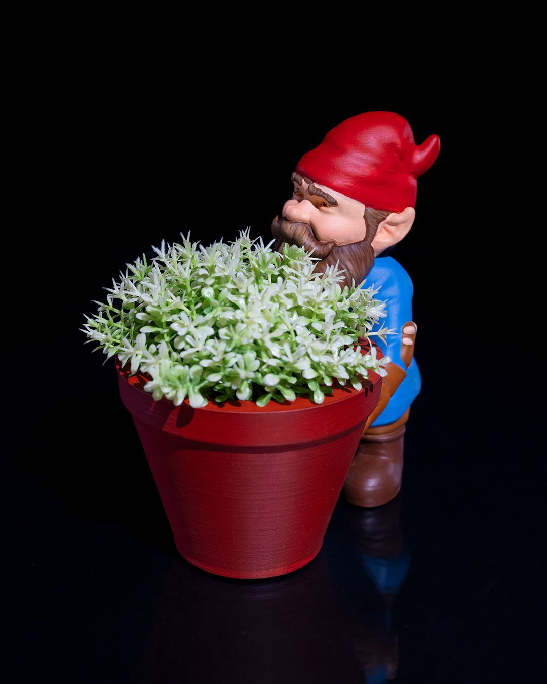 Gardening Gnome - Pebbles