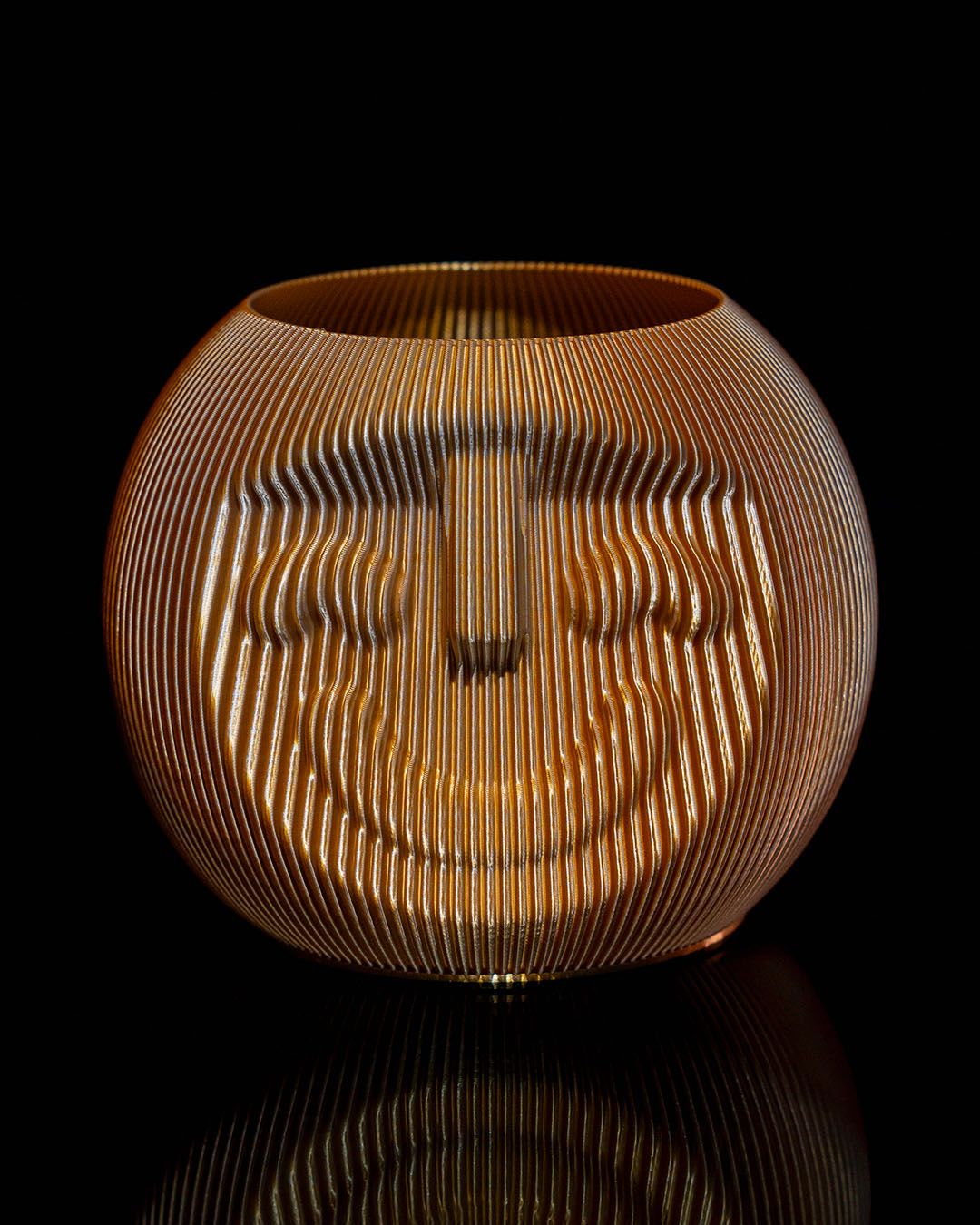 Smily Dude vase